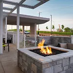 Springhill Suites By Marriott Kansas City Northeast